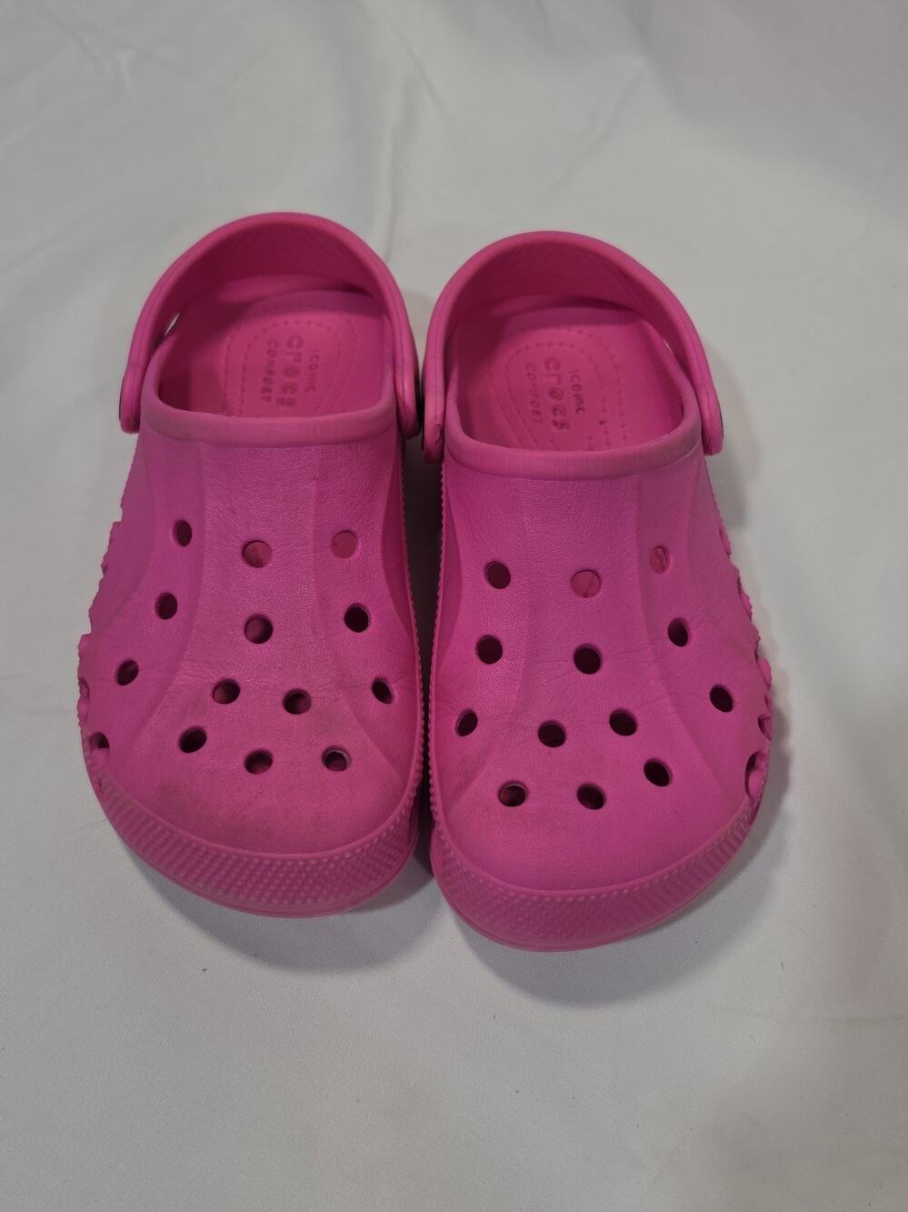 Youth Junior Crocs Pink Size J4 4 💗 Great Condition B7